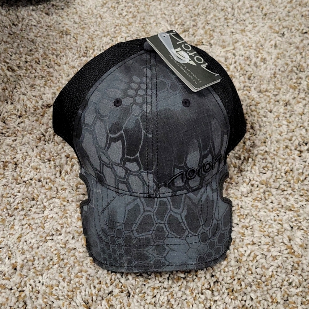 Notch hat